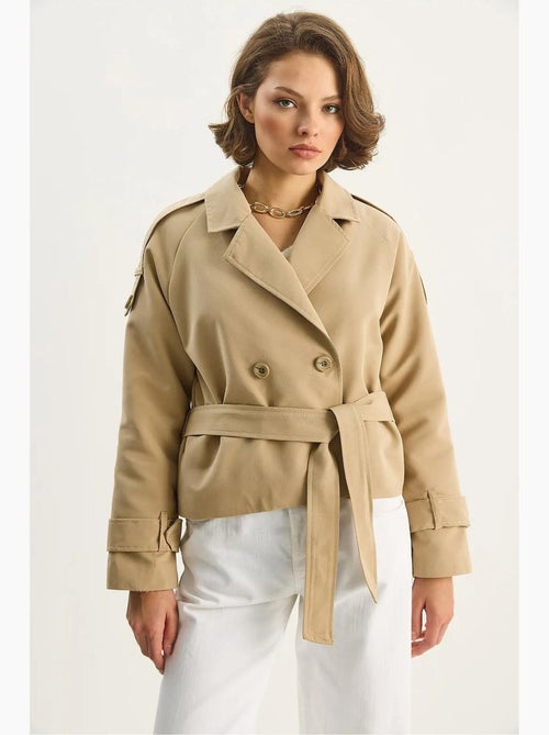 Trench coat oversized com fecho de atar lucci - Kiabi Trench coat oversized com fecho de atar lucci - Kiabi