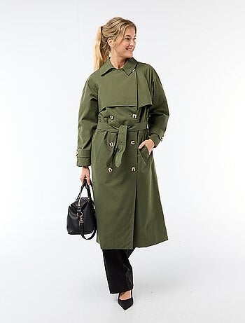 Trench comprido com abotoadura dupla