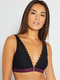 Triângulo almofadado com renda - Kiabi