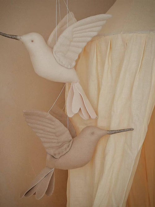 Troféu de parede colibri em linho para quarto infantil | sevira kids - Kiabi Troféu de parede colibri em linho para quarto infantil | sevira kids - Kiabi