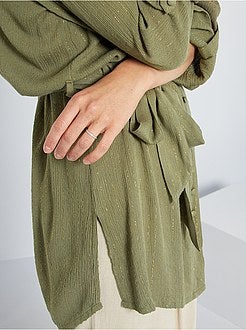 Túnica comprida com riscas douradas - Kiabi