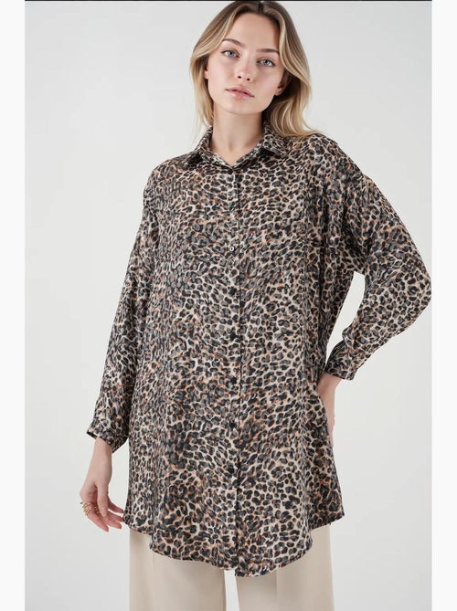 Túnica longa abotoada com estampa de leopardo bdart - Kiabi Túnica longa abotoada com estampa de leopardo bdart - Kiabi