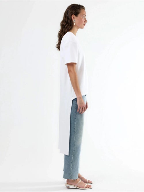 Túnica oversize com gola redonda e racha busem - Kiabi Túnica oversize com gola redonda e racha busem - Kiabi