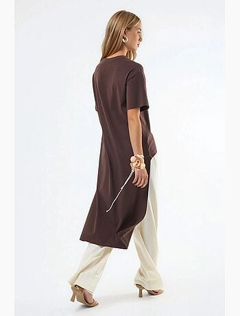 Túnica oversize com gola redonda e racha busem
