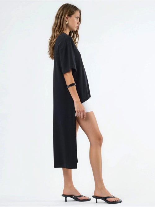 Túnica oversize com gola redonda e racha busem - Kiabi Túnica oversize com gola redonda e racha busem - Kiabi