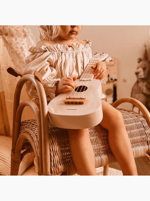 Ukulele madeira infantil guitarra 4 cordas 52cm brinquedo musical mamabrum - Kiabi Ukulele madeira infantil guitarra 4 cordas 52cm brinquedo musical mamabrum - Kiabi