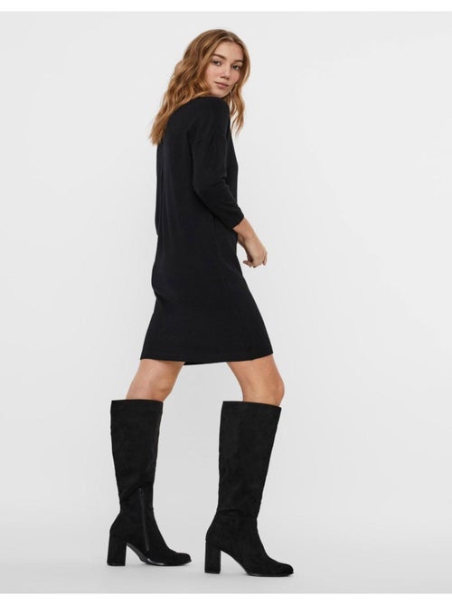 Vero Moda Glory: Robe Preta Elegante para Mulher - Kiabi Vero Moda Glory: Robe Preta Elegante para Mulher - Kiabi