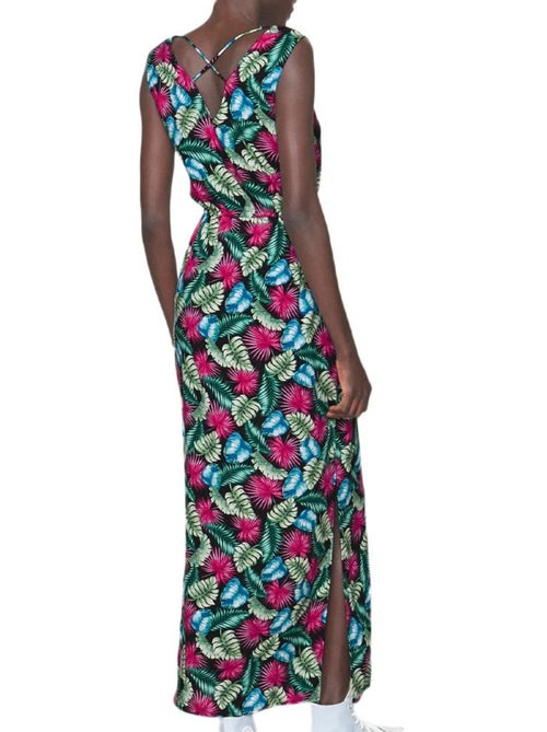 Vero Moda Robe Comprida Preta e Rosa para Mulher 10286770 - Kiabi Vero Moda Robe Comprida Preta e Rosa para Mulher 10286770 - Kiabi