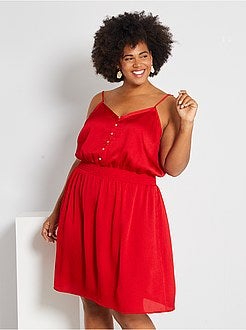 Vestido acetinado com cintura marcada - Kiabi