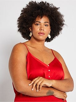 Vestido acetinado com cintura marcada - Kiabi