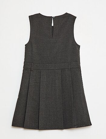 Vestido acima do joelho liso