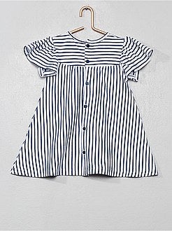 Vestido às riscas com folhos - Kiabi