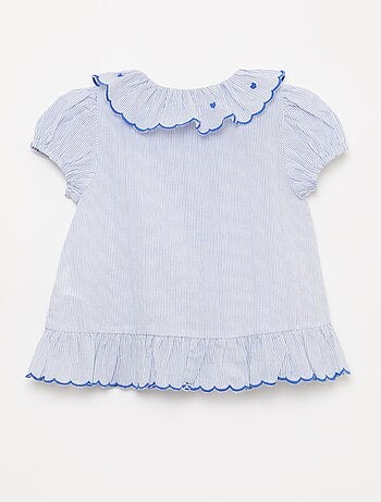 Vestido às riscas com mangas curtas e base com folho
