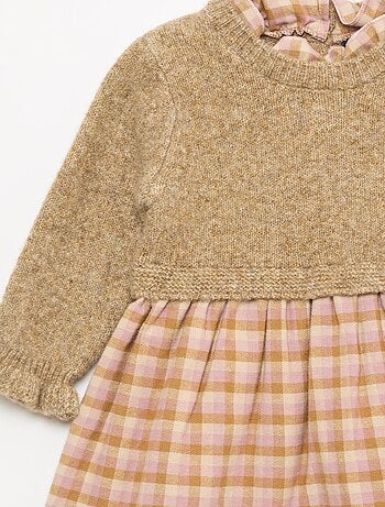 Vestido bimaterial 2 em 1 em tricô e flanela