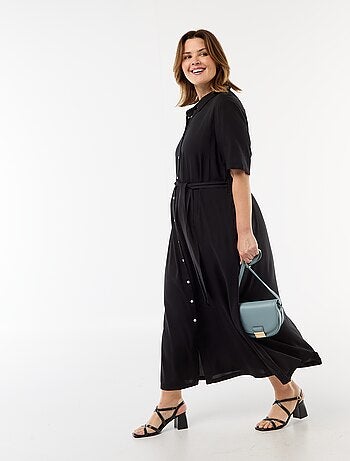 Vestido camisa de manga curta com cinto na cintura