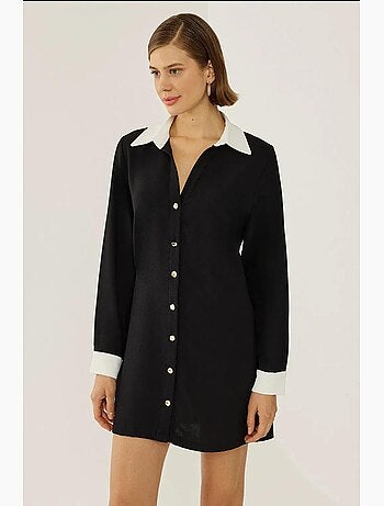 Vestido camiseiro abotoado