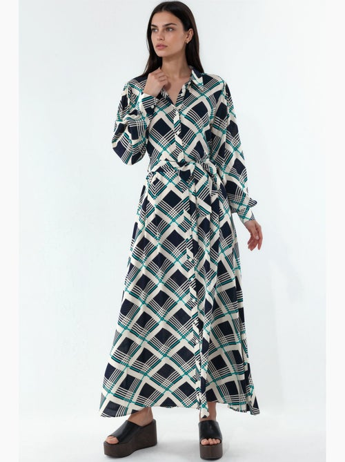 Vestido camiseiro midi aos quadrados com fecho de botões bdart - Kiabi Vestido camiseiro midi aos quadrados com fecho de botões bdart - Kiabi