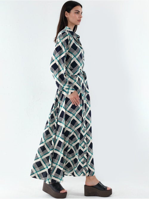 Vestido camiseiro midi aos quadrados com fecho de botões bdart - Kiabi Vestido camiseiro midi aos quadrados com fecho de botões bdart - Kiabi