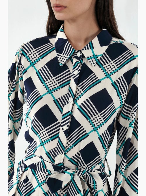 Vestido camiseiro midi aos quadrados com fecho de botões bdart - Kiabi Vestido camiseiro midi aos quadrados com fecho de botões bdart - Kiabi