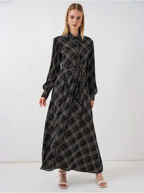 Vestido camiseiro midi aos quadrados com fecho de botões bdart - Kiabi Vestido camiseiro midi aos quadrados com fecho de botões bdart - Kiabi