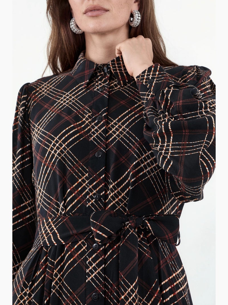 Vestido camiseiro midi aos quadrados com fecho de botões bdart Preto - Kiabi