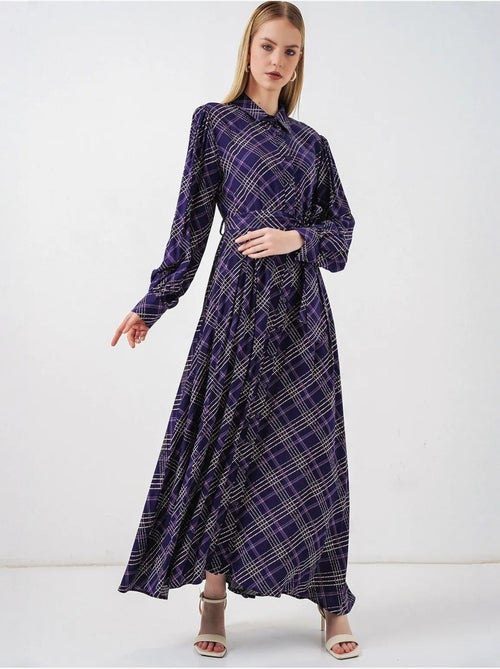 Vestido camiseiro midi aos quadrados com fecho de botões bdart - Kiabi Vestido camiseiro midi aos quadrados com fecho de botões bdart - Kiabi