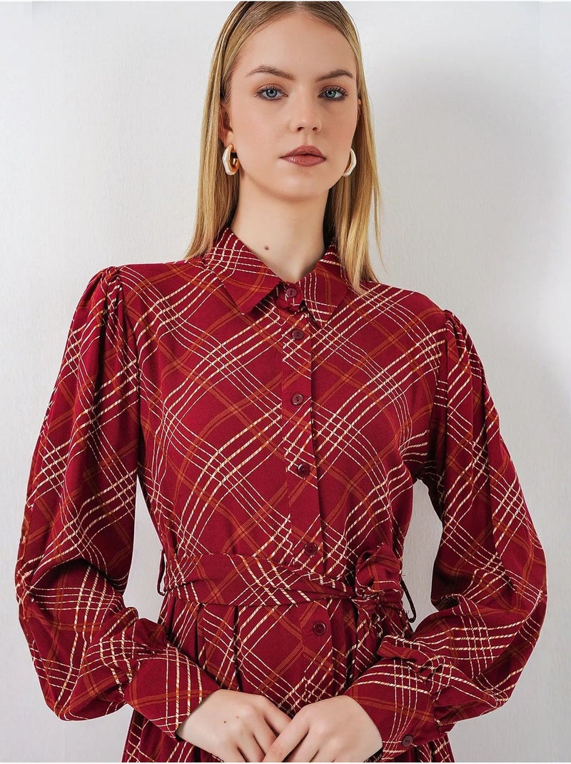 Vestido camiseiro midi aos quadrados com fecho de botões bdart Vermelho bordô - Kiabi