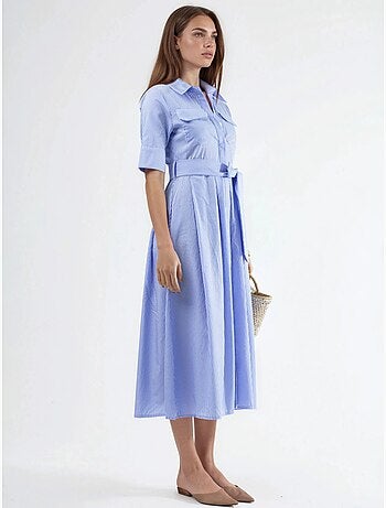 Vestido camiseiro midi às riscas com cinto busem