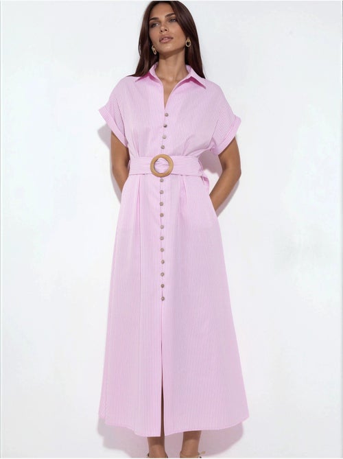Vestido camiseiro midi às riscas com decote em v e cinto busem - Kiabi Vestido camiseiro midi às riscas com decote em v e cinto busem - Kiabi