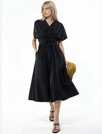 Vestido camiseiro midi casual com decote em v busem