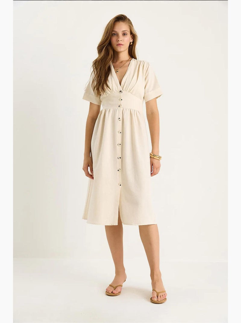 Vestido camiseiro midi com decote em v e botões lucci Bege-argila - Kiabi