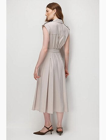 Vestido camiseiro midi em linha a texturizado com cinto mixray
