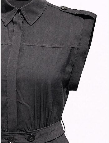 Vestido camiseiro midi em linha a texturizado com cinto mixray