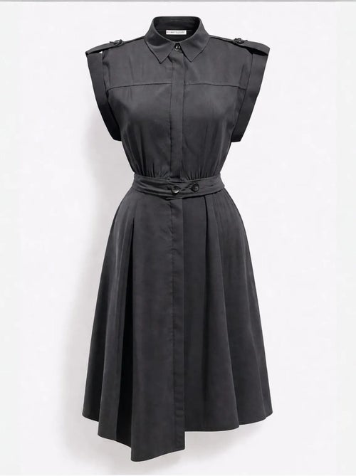 Vestido camiseiro midi em linha a texturizado com cinto mixray - Kiabi Vestido camiseiro midi em linha a texturizado com cinto mixray - Kiabi