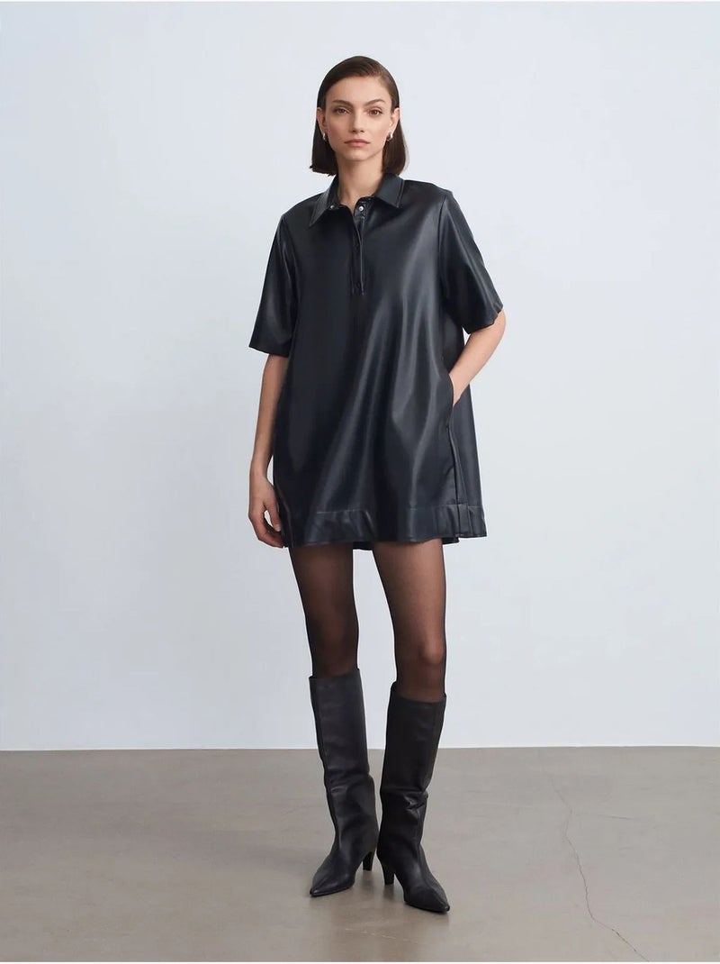 Vestido camiseiro mini em pele sintética de corte largo dilvin Preto - Kiabi