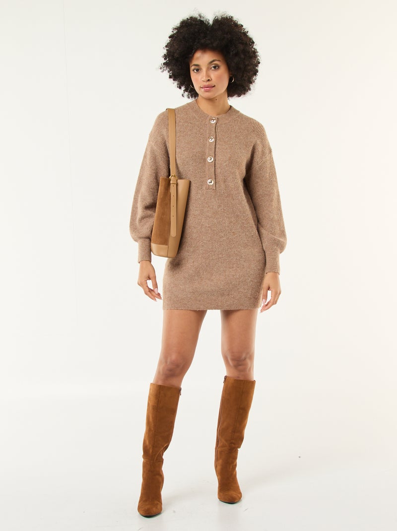 Vestido camisola com botões dourados Bege - Kiabi