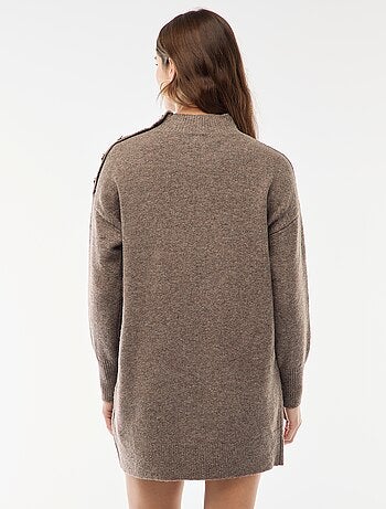 Vestido camisola com botões fantasia