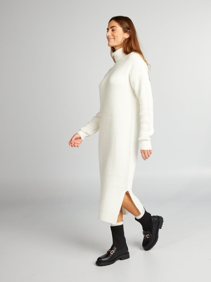 Vestido-camisola com gola alta Branco - Kiabi