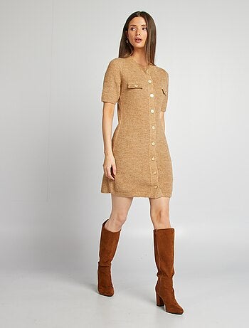 Vestido-camisola curto em tricô