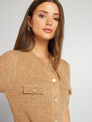 Vestido-camisola curto em tricô