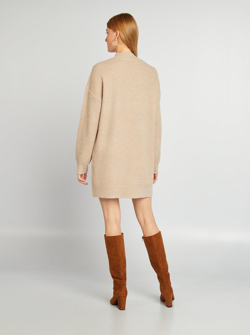 Vestido-camisola em malha e gola rente ao pescoço- BEGE - Kiabi