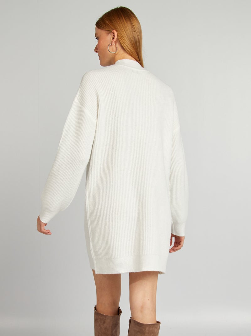 Vestido-camisola em malha e gola rente ao pescoço- Branco - Kiabi