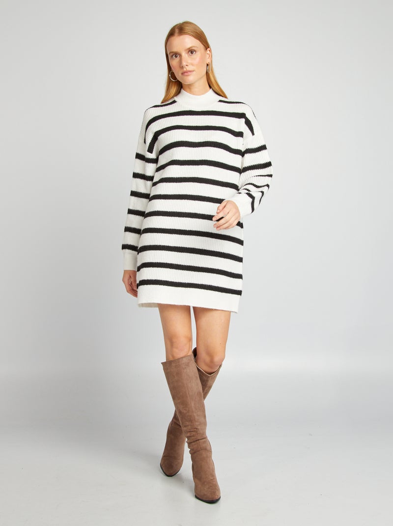 Vestido-camisola em malha e gola rente ao pescoço- BRANCO - Kiabi