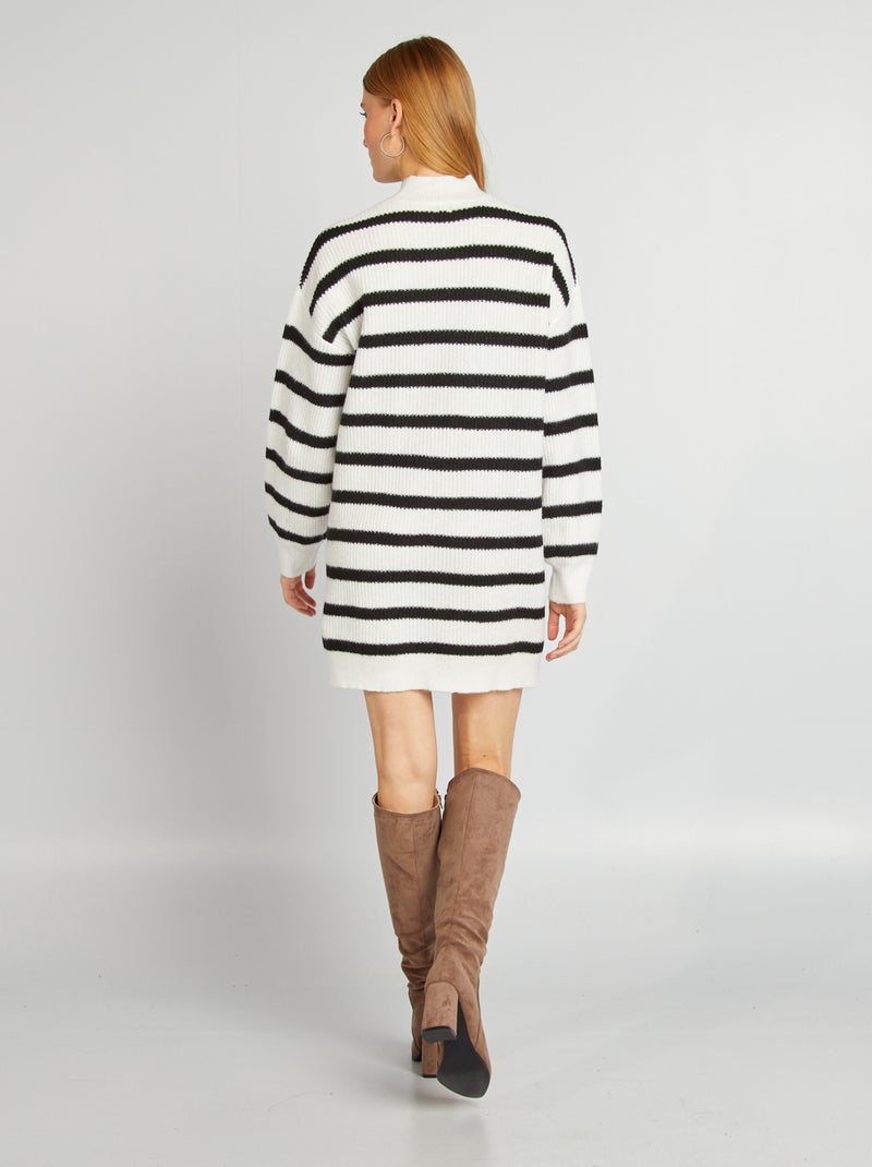 Vestido-camisola em malha e gola rente ao pescoço- BRANCO - Kiabi