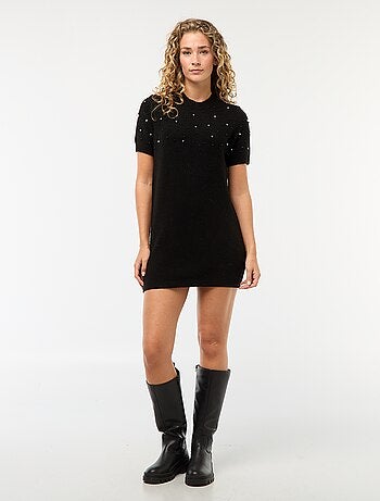 Vestido camisola em malha macia com pérolas