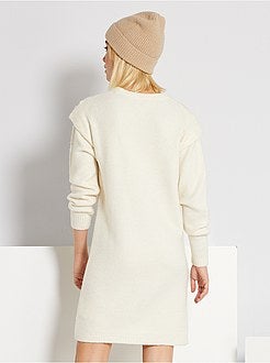 Vestido-camisola em malha torcida com ombreiras - Kiabi