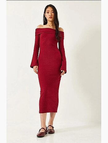 Vestido canelado com decote madonna e manga flare lucci