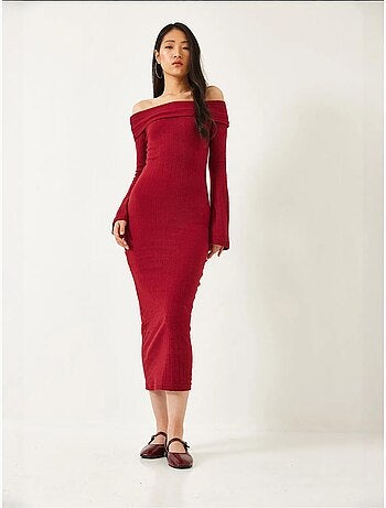 Vestido canelado com decote madonna e manga flare lucci
