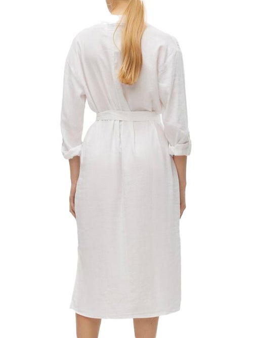 Vestido Chemise Branco Vero Moda Linn para Mulher - Kiabi Vestido Chemise Branco Vero Moda Linn para Mulher - Kiabi