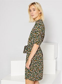 Vestido com abertura atrás - Kiabi